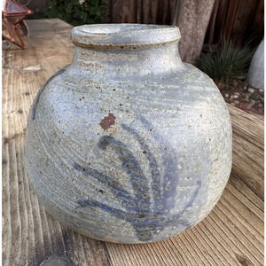 Vintage Speckle Studio Art Pottery Vase Rustic Signed Fern Agave Print